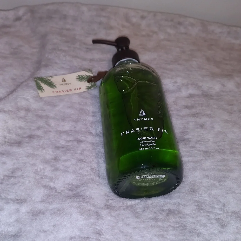 Thymes Frasier Fir Hand wash - 15 Fl Oz